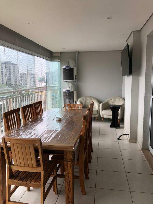 Apartamento à venda com 3 quartos, 155m² - Foto 3