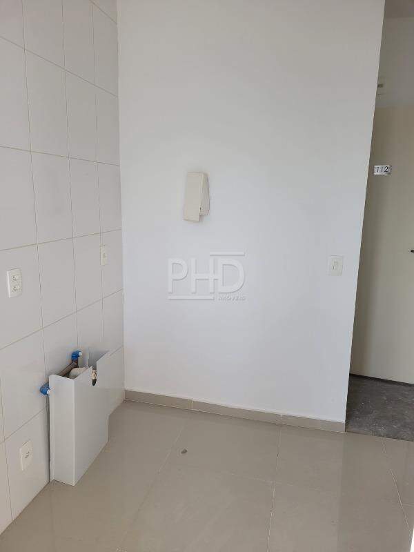 Apartamento à venda com 2 quartos, 64m² - Foto 5