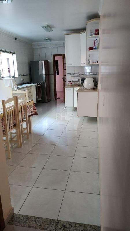 Sobrado à venda com 3 quartos, 179m² - Foto 13