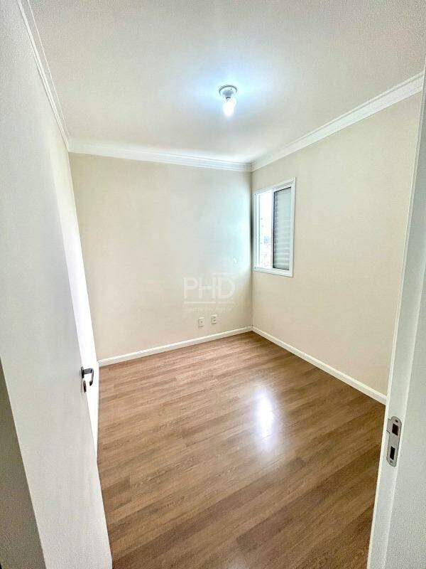 Apartamento à venda com 3 quartos, 83m² - Foto 23