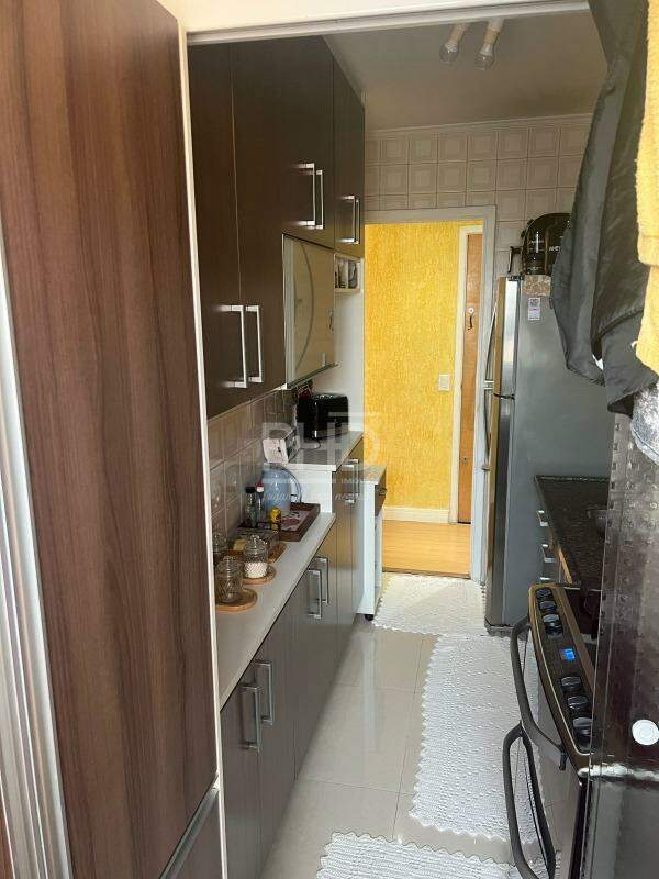 Apartamento à venda com 2 quartos, 53m² - Foto 4