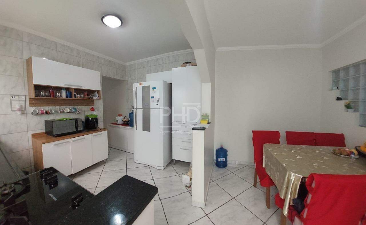 Casa à venda com 3 quartos, 179m² - Foto 5