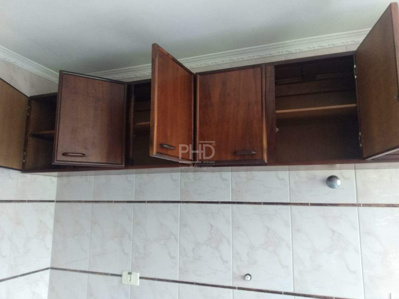 Apartamento para alugar com 2 quartos, 65m² - Foto 9