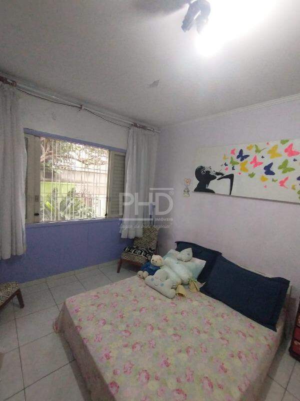 Casa à venda com 3 quartos, 298m² - Foto 12