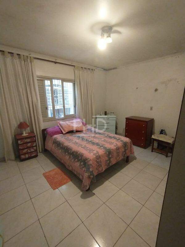 Casa à venda com 3 quartos, 298m² - Foto 8