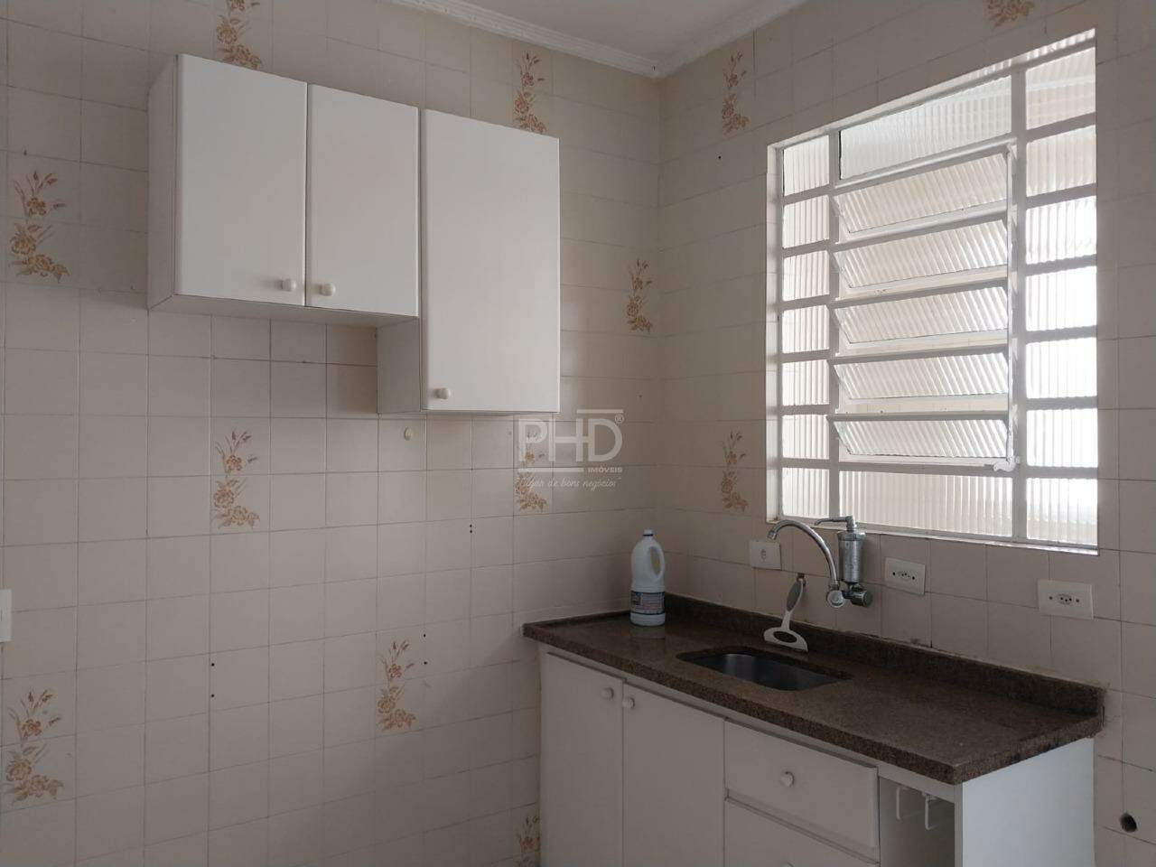 Apartamento para alugar com 2 quartos, 92m² - Foto 7