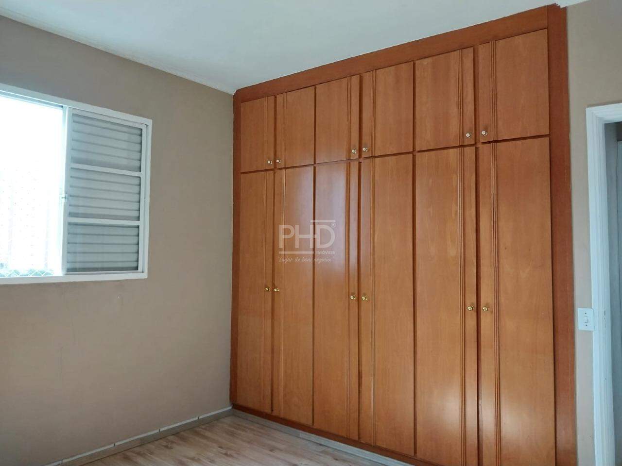 Apartamento para alugar com 2 quartos, 92m² - Foto 9