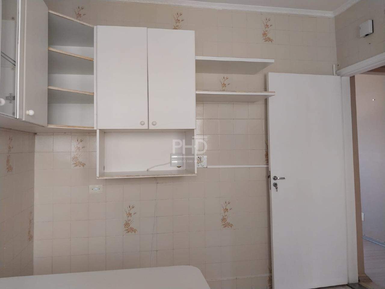 Apartamento para alugar com 2 quartos, 92m² - Foto 6