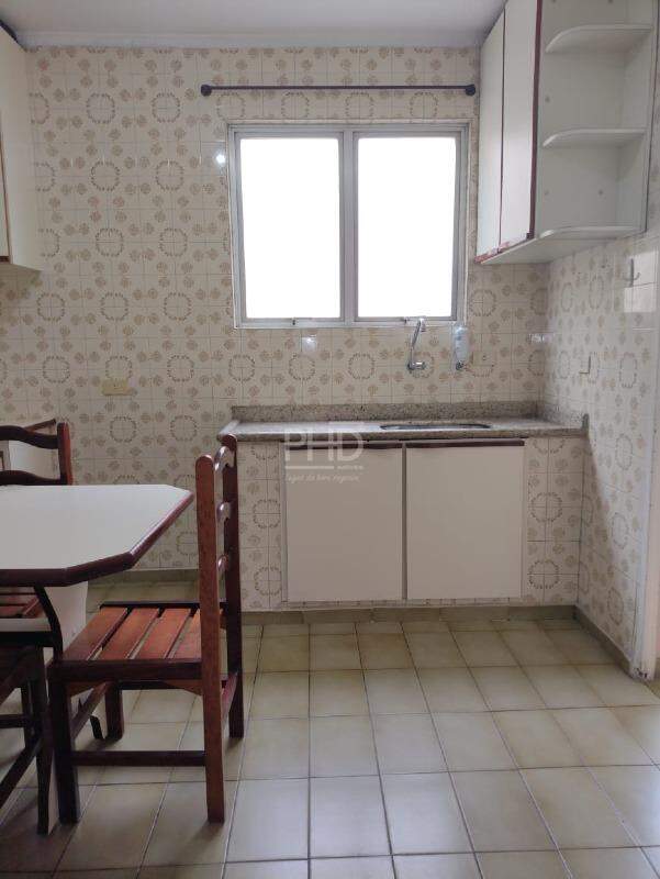 Apartamento para alugar com 1 quarto, 50m² - Foto 5