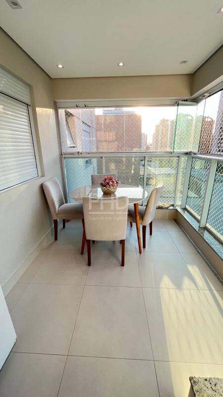 Apartamento à venda com 2 quartos, 96m² - Foto 4