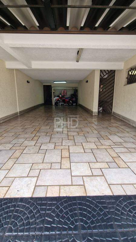 Sobrado à venda com 3 quartos, 258m² - Foto 57