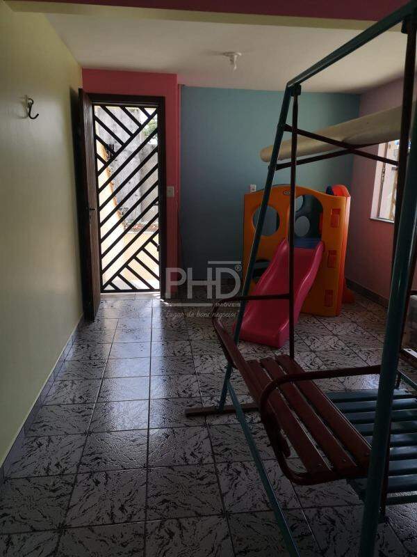 Sobrado à venda com 3 quartos, 258m² - Foto 41