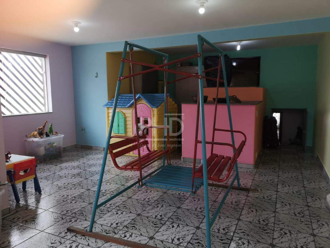 Sobrado à venda com 3 quartos, 258m² - Foto 42