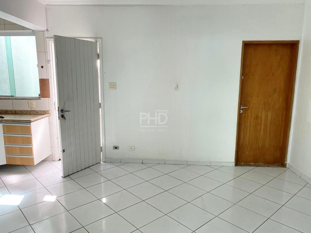 Sobrado à venda com 3 quartos, 240m² - Foto 4