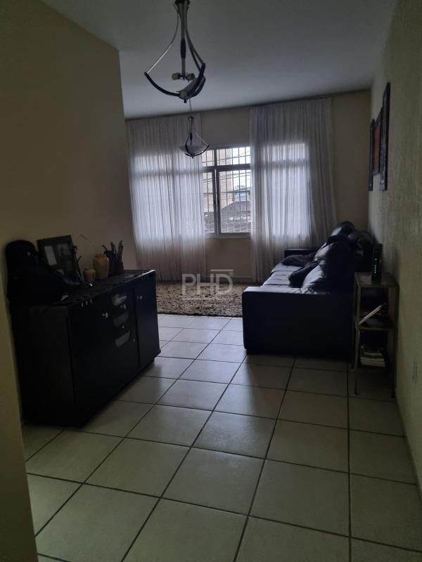 Casa à venda com 2 quartos, 161m² - Foto 2