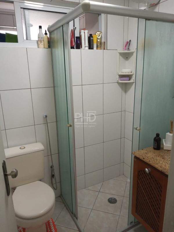 Apartamento à venda com 2 quartos, 69m² - Foto 30