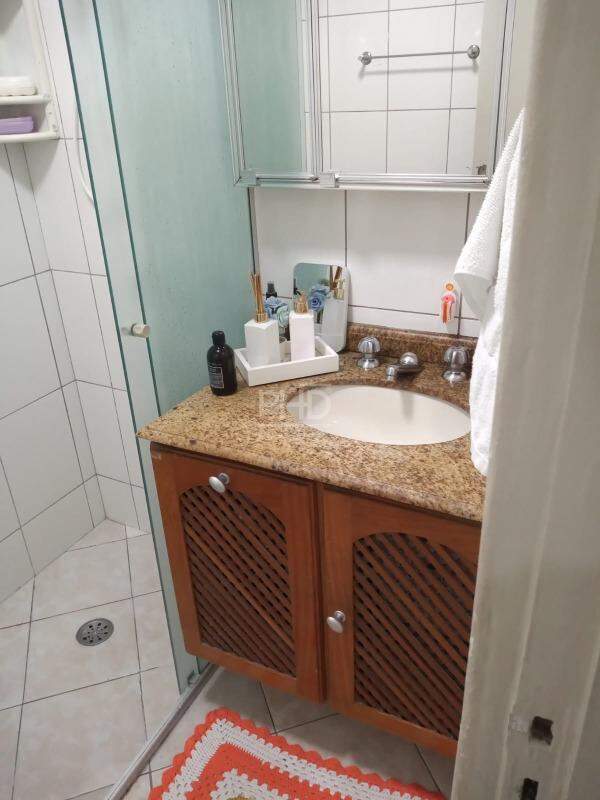 Apartamento à venda com 2 quartos, 69m² - Foto 28