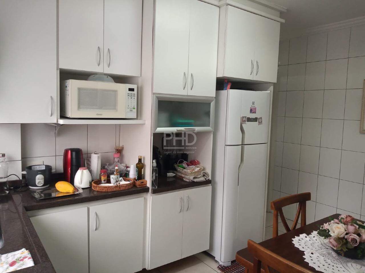 Apartamento à venda com 2 quartos, 69m² - Foto 14