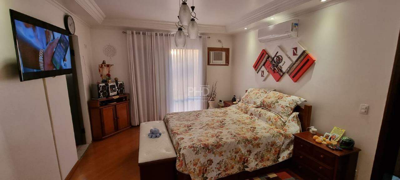 Sobrado à venda com 3 quartos, 202m² - Foto 14