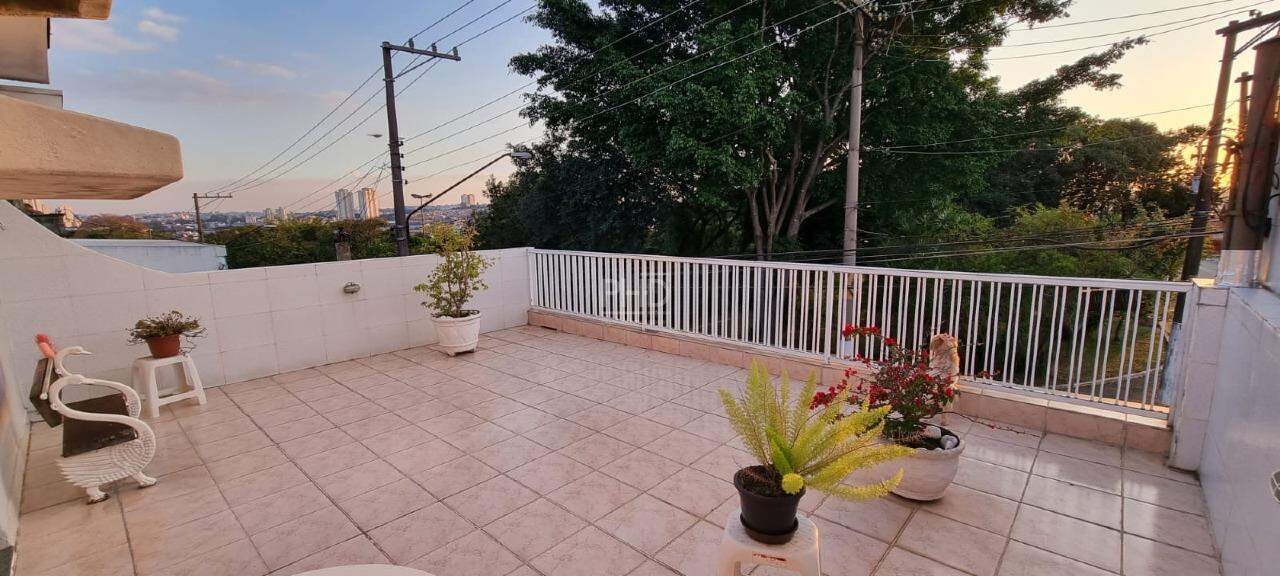 Sobrado à venda com 3 quartos, 202m² - Foto 35