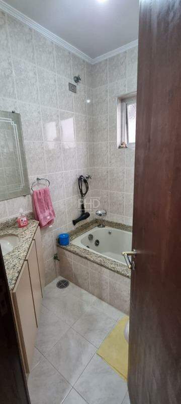 Sobrado à venda com 3 quartos, 202m² - Foto 23