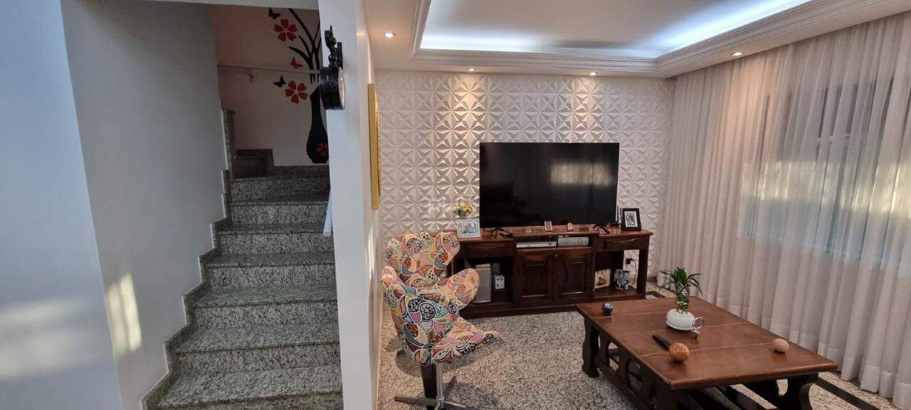 Sobrado à venda com 3 quartos, 202m² - Foto 6