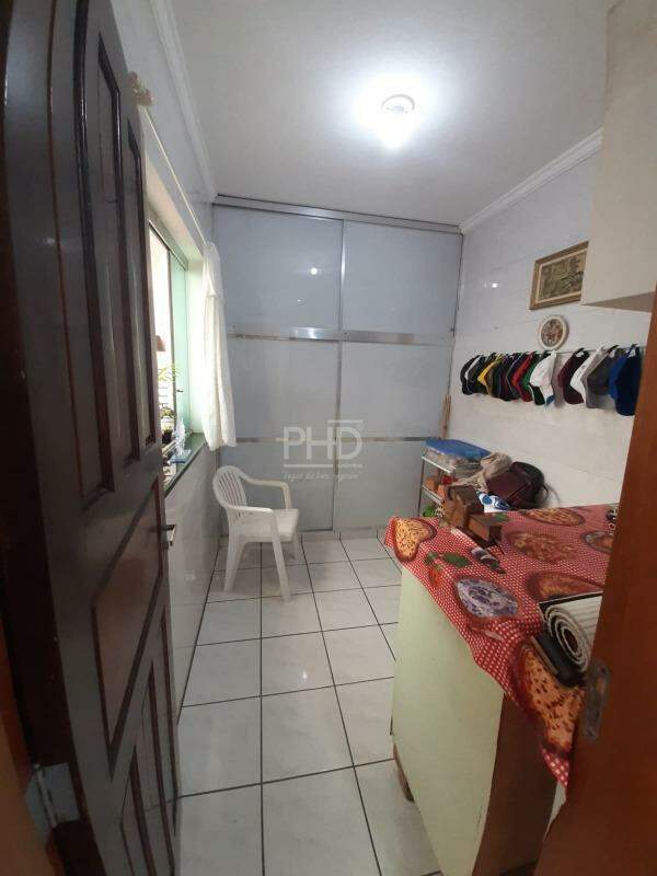 Sobrado à venda com 3 quartos, 282m² - Foto 18