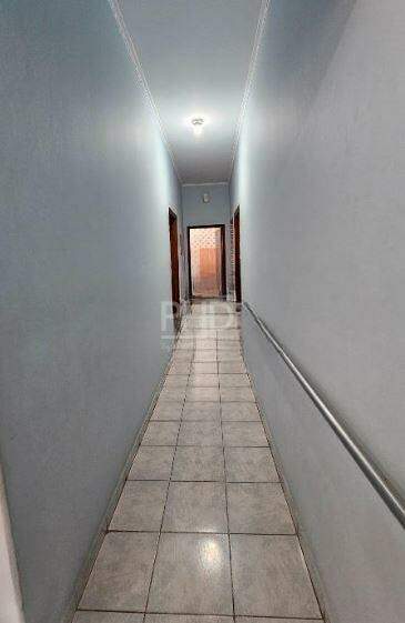 Casa à venda com 3 quartos, 236m² - Foto 29