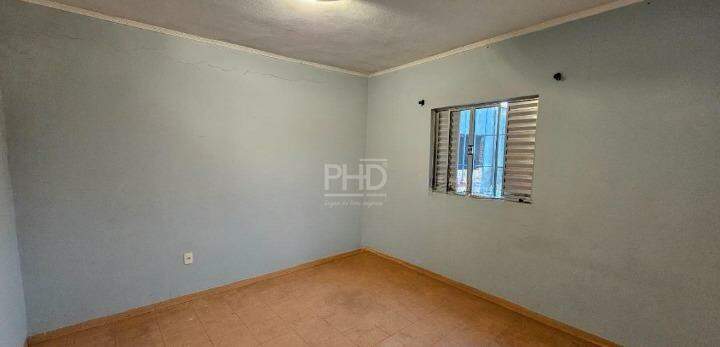 Casa à venda com 3 quartos, 236m² - Foto 11