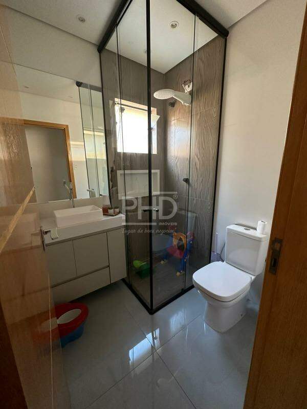 Sobrado à venda com 2 quartos, 190m² - Foto 15