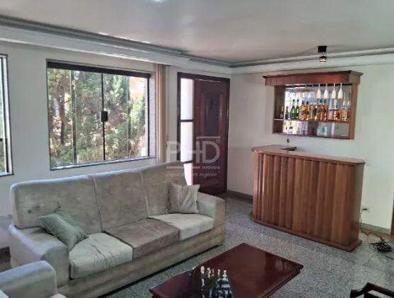 Sobrado à venda com 4 quartos, 380m² - Foto 1