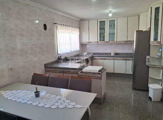 Sobrado à venda com 4 quartos, 380m² - Foto 4