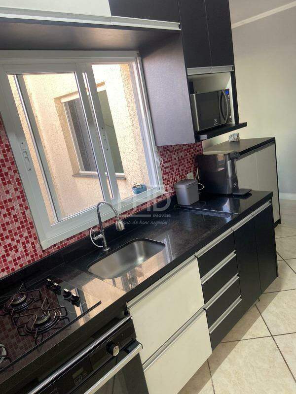 Cobertura à venda com 2 quartos, 80m² - Foto 4