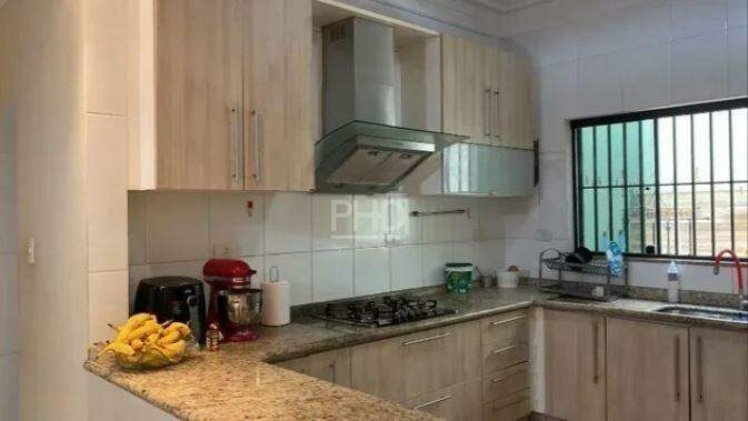 Sobrado à venda com 3 quartos, 200m² - Foto 7