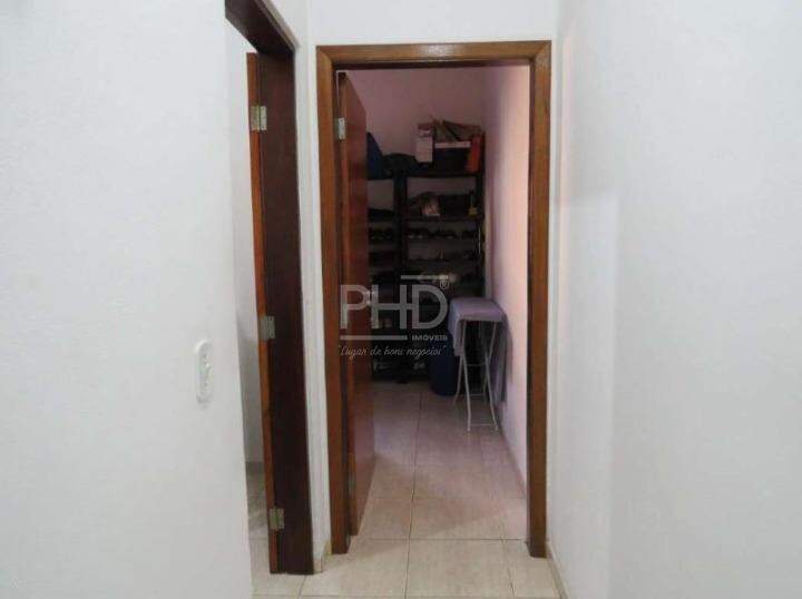 Casa à venda com 4 quartos, 381m² - Foto 21