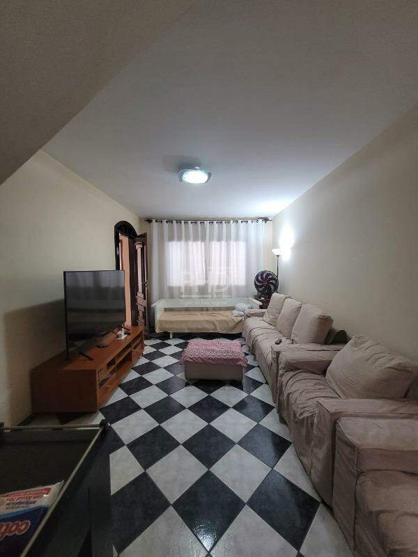 Sobrado para alugar com 2 quartos, 207m² - Foto 3