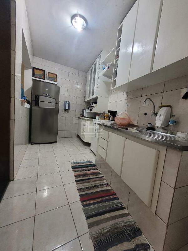 Sobrado para alugar com 2 quartos, 207m² - Foto 6