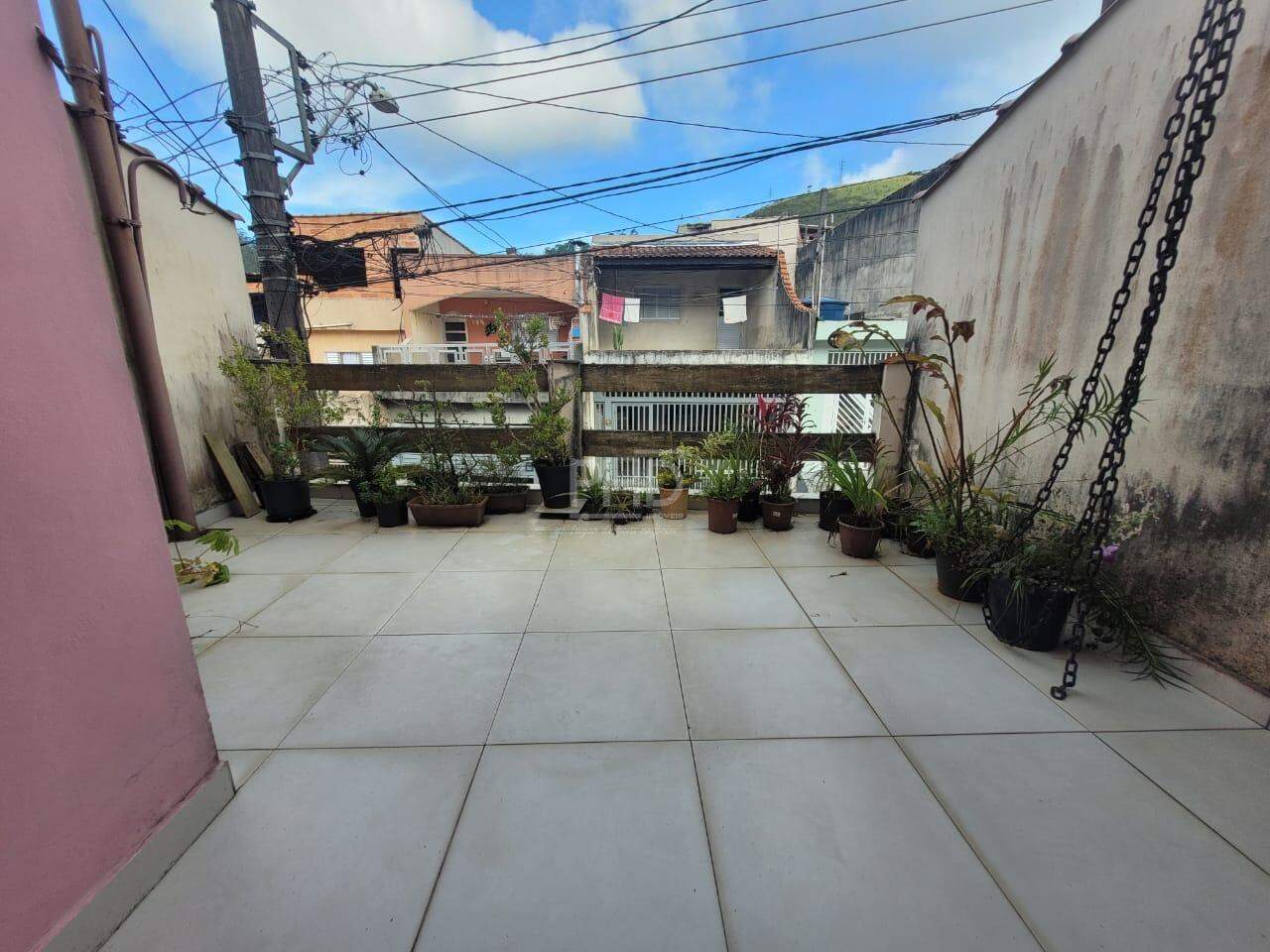 Sobrado para alugar com 2 quartos, 207m² - Foto 14