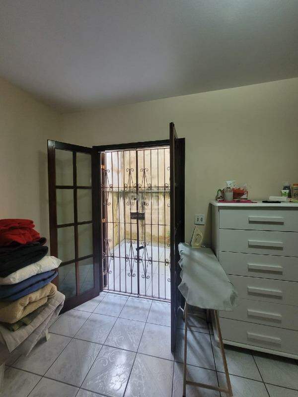 Sobrado para alugar com 2 quartos, 207m² - Foto 12