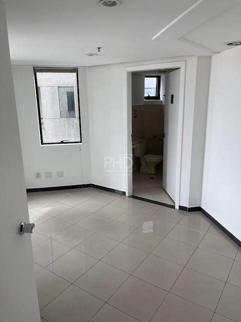 Conjunto Comercial-Sala para alugar, 240m² - Foto 13