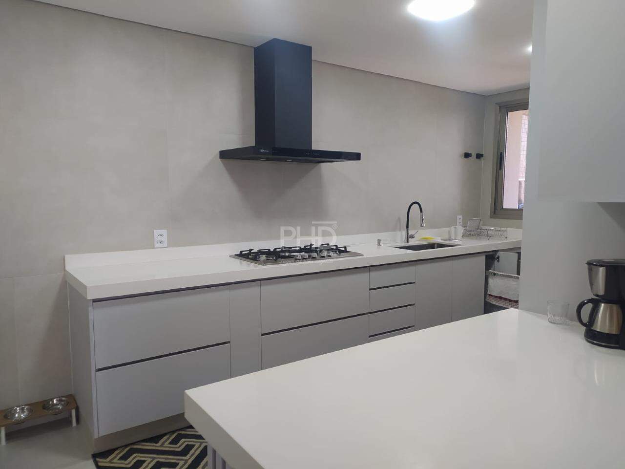 Apartamento à venda com 3 quartos, 165m² - Foto 8