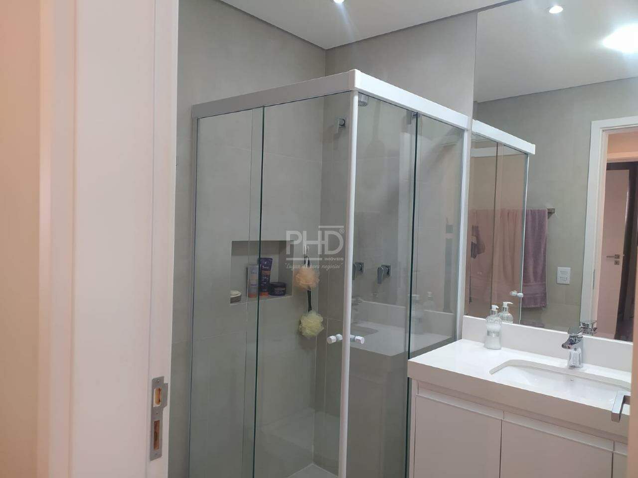 Apartamento à venda com 3 quartos, 165m² - Foto 17