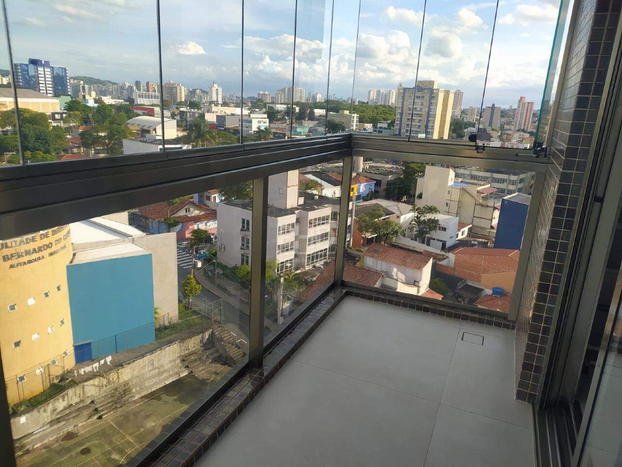 Apartamento à venda com 3 quartos, 165m² - Foto 4