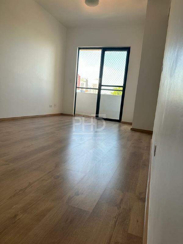 Apartamento à venda com 2 quartos, 57m² - Foto 1