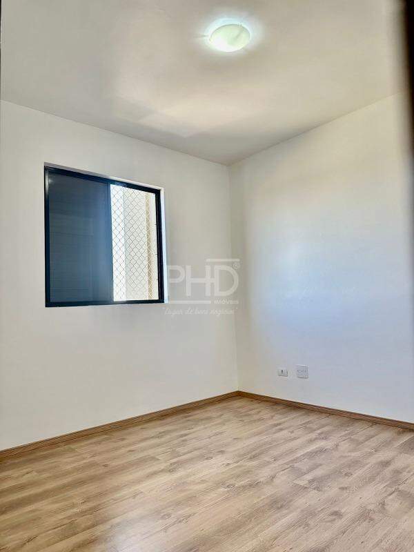 Apartamento à venda com 2 quartos, 57m² - Foto 10