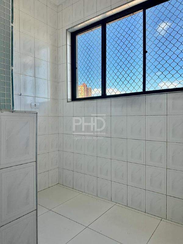 Apartamento à venda com 2 quartos, 57m² - Foto 15