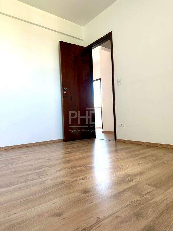 Apartamento à venda com 2 quartos, 57m² - Foto 11