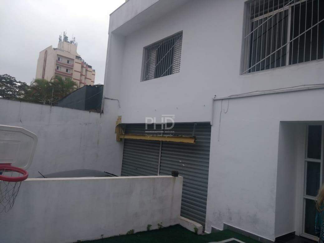 Casa à venda com 4 quartos, 270m² - Foto 11