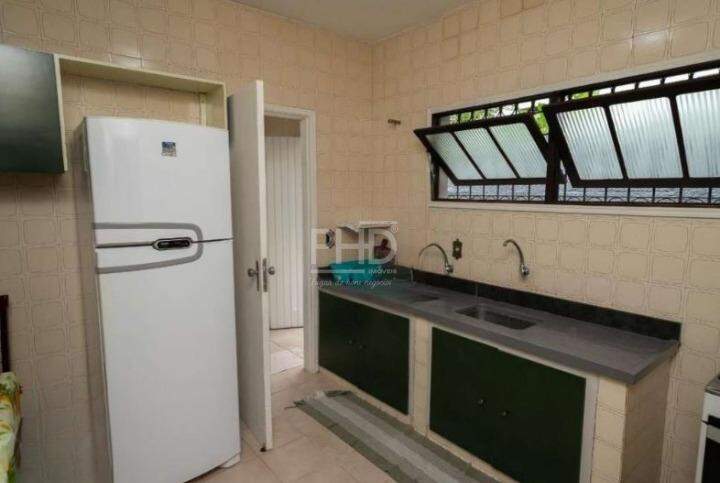 Casa à venda com 3 quartos, 197m² - Foto 10