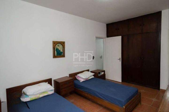 Casa à venda com 3 quartos, 197m² - Foto 14